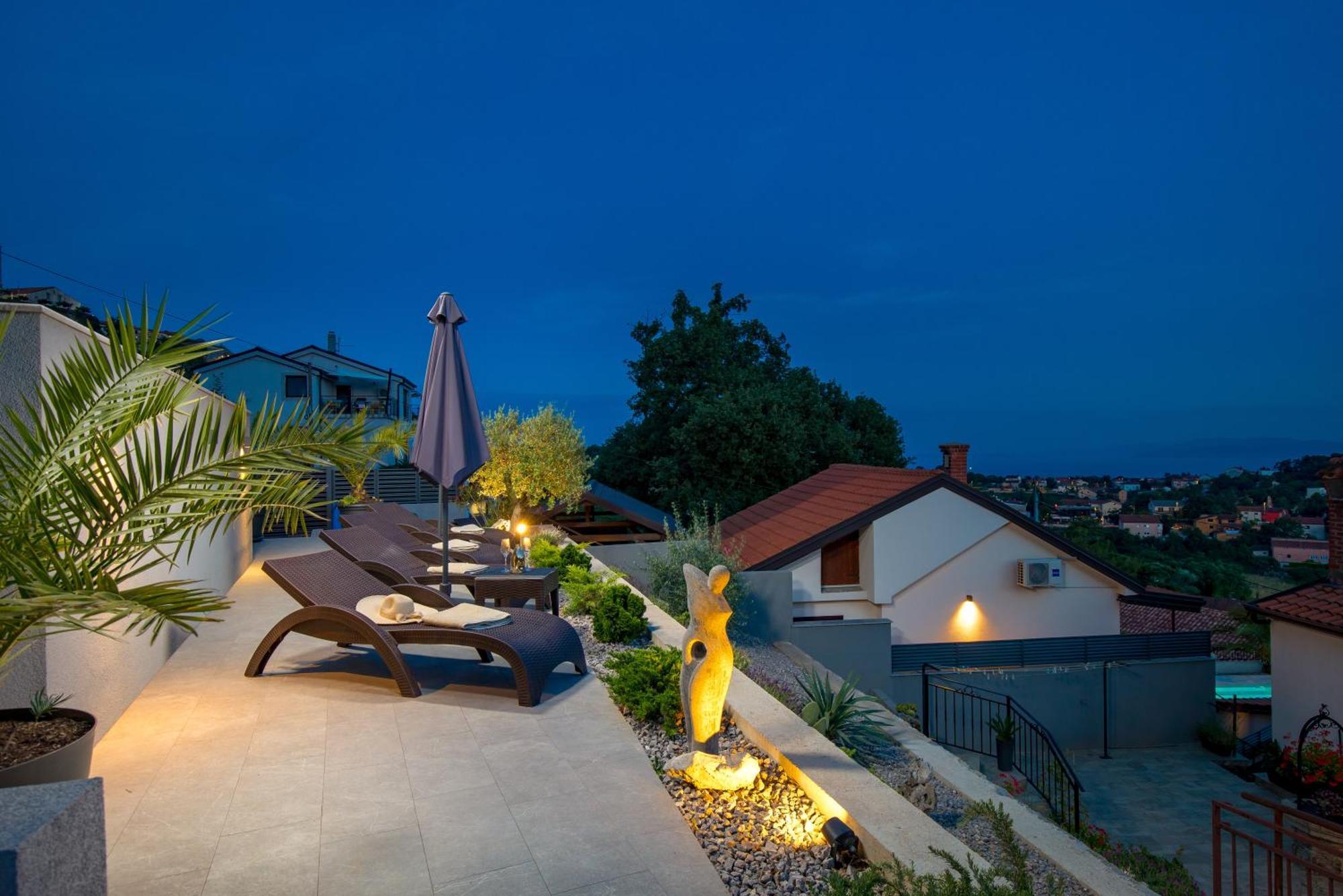 Srok Apartments With Pool Kastav Exterior photo